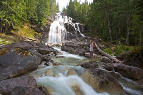 Grizzly Fall Hiking 4