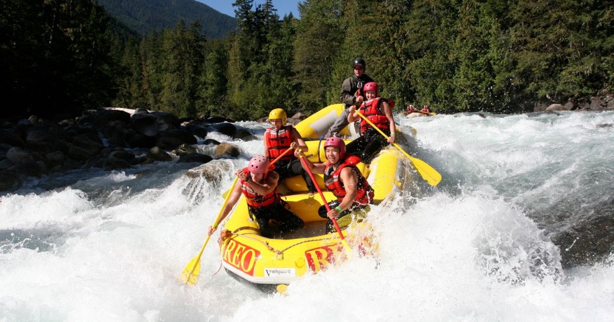 REO Whitewater Rafting BC - 2-Night Rafting & Glamping