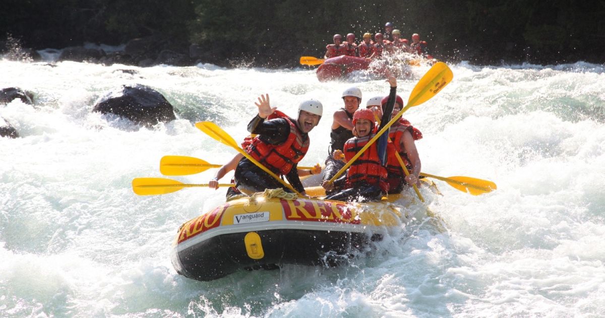 REO Whitewater Rafting BC - 1-Night Rafting & Glamping